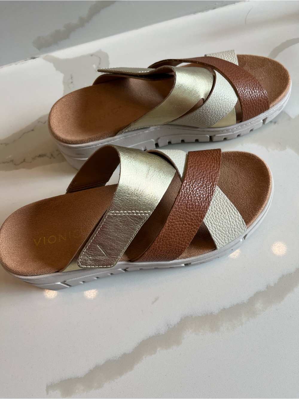 Vionic Women's 8 Triple-Strap Slide Sandal in Brown/White/Gold